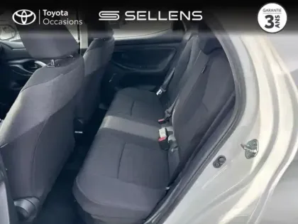 Photo 11 Toyota Yaris  116h Dynamic 5p MC24