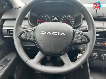 Photo 11 Dacia Sandero  1.0 SCe 65ch Essential