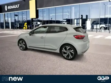 Photo 9 Renault Clio  1.6 E-Tech hybride 140ch RS Line -21N