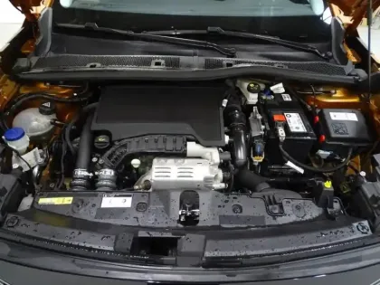 Photo 10 Peugeot 2008  1.2 PureTech 130ch S&S Allure Pack