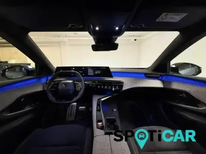 Photo 7 Peugeot 3008  1.2 Hybrid 145ch GT e-DCS6