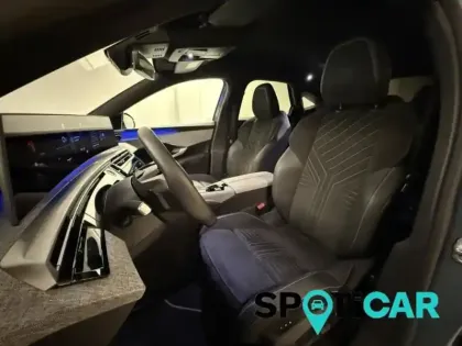 Photo 8 Peugeot 3008  1.2 Hybrid 145ch GT e-DCS6