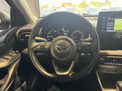 Photo 5 Toyota Yaris  116h Dynamic Business 5p + Programme Beyond Zero Academy MY22