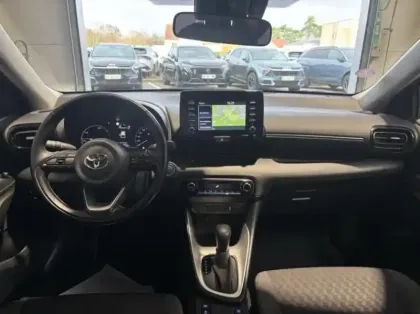 Photo 4 Toyota Yaris  116h Dynamic Business 5p + Programme Beyond Zero Academy MY22