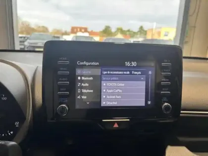 Photo 10 Toyota Yaris  116h Dynamic Business 5p + Programme Beyond Zero Academy MY22