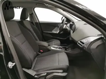 Photo 13 BMW Serie 1 Série 1 120A 170ch M Sport Design DKG7