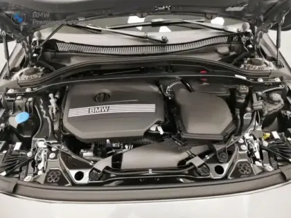 Photo 14 BMW Serie 1 Série 1 120A 170ch M Sport Design DKG7