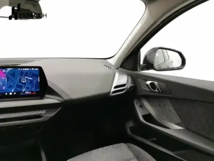 Photo 9 BMW Serie 1 Série 1 120A 170ch M Sport Design DKG7