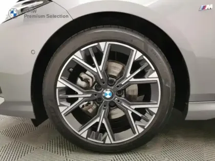 Photo 11 BMW Serie 1 Série 1 120A 170ch M Sport Design DKG7