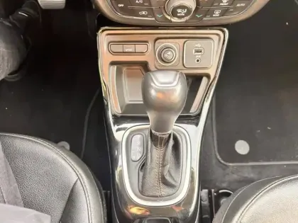 Photo 6 Jeep Compass  1.3 GSE T4 150ch Limited 4x2 BVR6