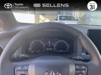 Photo 12 Toyota C-HR  2.0 Hybride Rechargeable 225ch Design MY25