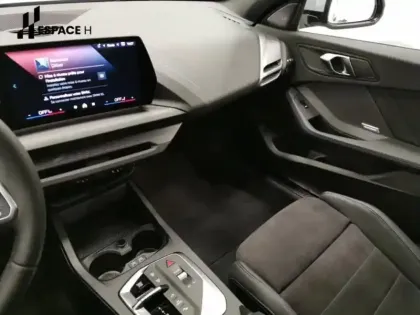 Photo 10 BMW Serie 1 Série 1 120A 170ch M Sport DKG7