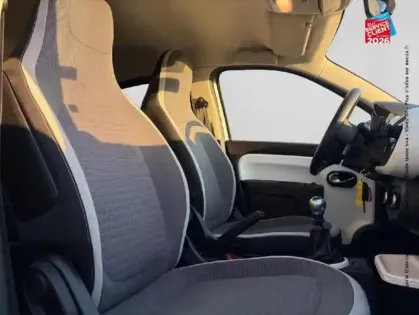 Photo 19 Renault Twingo Gén. III (C07) Ph2 Intens 5