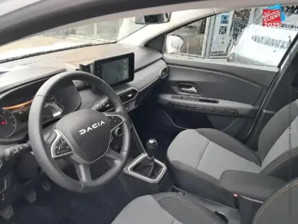 Photo 14 Dacia Sandero  1.0 TCe 110ch Stepway Extreme -24