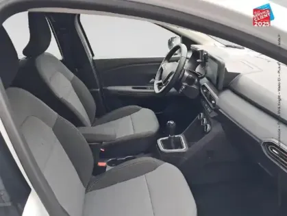 Photo 4 Dacia Sandero  1.0 TCe 110ch Stepway Extreme -24