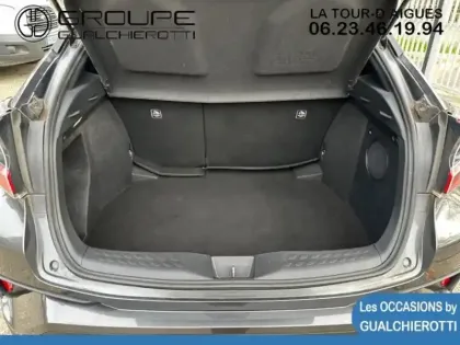 Photo 5 Toyota C-HR  122h Graphic 2WD E-CVT