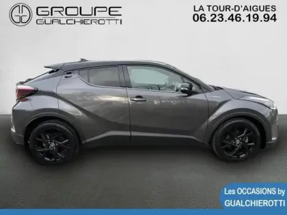 Photo 3 Toyota C-HR  122h Graphic 2WD E-CVT