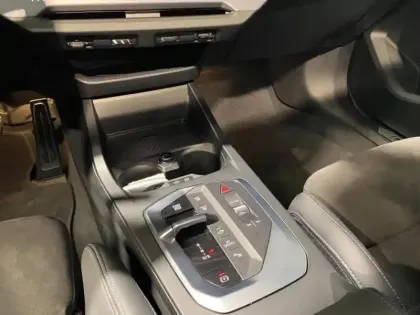 Photo 12 BMW Serie 1 Série 1 120A 170ch M Sport DKG7