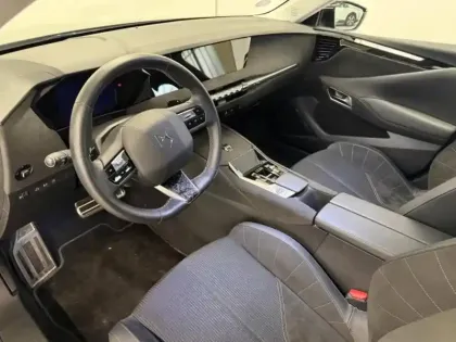 Photo 10 DS DS 4  E-TENSE 225ch Performance Line +