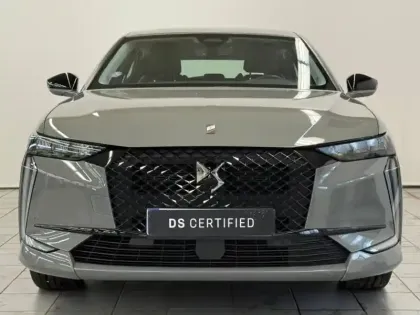 Photo 1 DS DS 4  E-TENSE 225ch Performance Line +