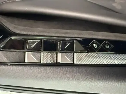 Photo 11 DS DS 4  E-TENSE 225ch Performance Line +