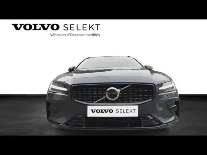 Photo 9 Volvo V60  B4 197ch Plus Style Dark DCT 7