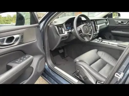 Photo 18 Volvo V60  B4 197ch Plus Style Dark DCT 7