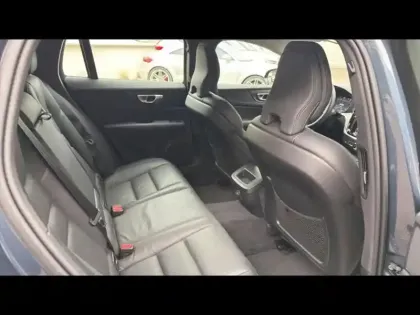 Photo 15 Volvo V60  B4 197ch Plus Style Dark DCT 7