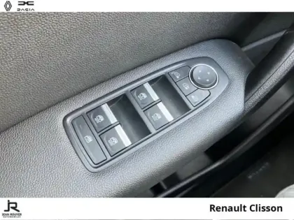 Photo 14 Renault Captur  E-Tech hybride rechargeable 160ch Intens