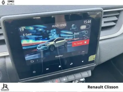 Photo 8 Renault Captur  E-Tech hybride rechargeable 160ch Intens