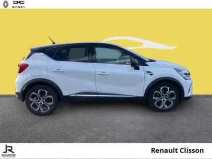 Photo 4 Renault Captur  E-Tech hybride rechargeable 160ch Intens