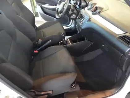 Photo 10 Suzuki Swift  1.2 Dualjet Hybrid 83ch Avantage