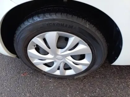 Photo 8 Suzuki Swift  1.2 Dualjet Hybrid 83ch Avantage