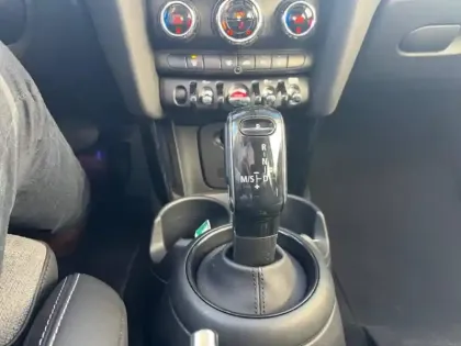 Photo 9 Mini Mini  One 102ch Edition Camden BVA7