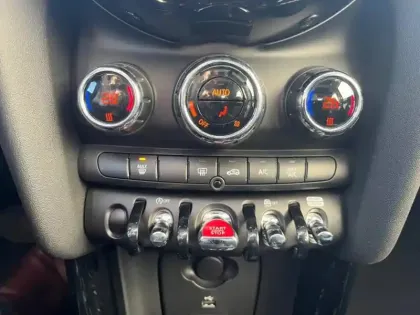 Photo 8 Mini Mini  One 102ch Edition Camden BVA7