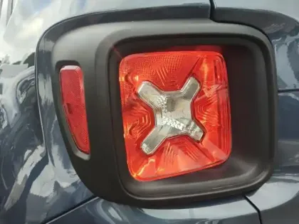 Photo 11 Jeep Renegade  1.5 Turbo T4 130ch MHEV Limited BVR7