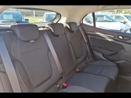 Photo 10 Renault Megane  1.5 Blue dCi 115ch Business -21N