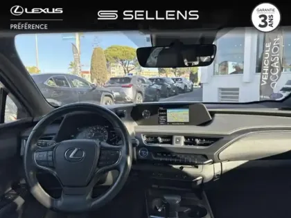 Photo 7 Lexus UX  250h 4WD Le MY19