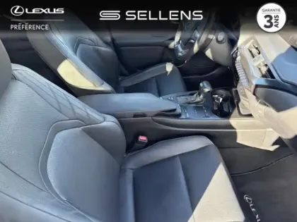 Photo 5 Lexus UX  250h 4WD Le MY19