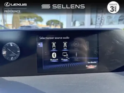 Photo 14 Lexus UX  250h 4WD Le MY19