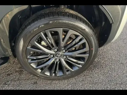 Photo 11 Toyota Yaris  Cross 116h Trail + marchepieds MY22