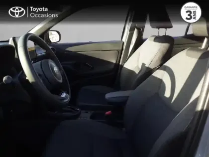 Photo 10 Toyota Yaris  Cross 116h Design MY25