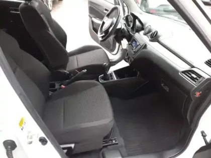 Photo 10 Suzuki Swift  1.2 Dualjet Hybrid 83ch Avantage