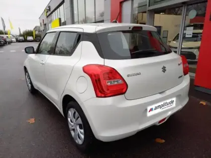 Photo 6 Suzuki Swift  1.2 Dualjet Hybrid 83ch Avantage