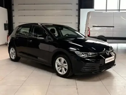 Photo 17 Volkswagen Golf  1.0 eTSI OPF 110ch Life Plus DSG7