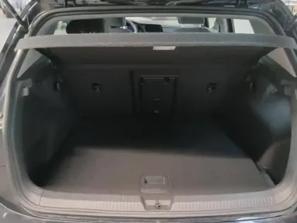 Photo 12 Volkswagen Golf  1.0 eTSI OPF 110ch Life Plus DSG7