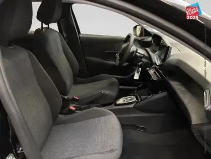 Photo 4 Peugeot 208  1.2 Hybrid 110ch Style e-DCS6