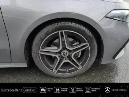 Photo 13 Mercedes Classe A  Berline 180 d 116ch AMG Line 8G-DCT