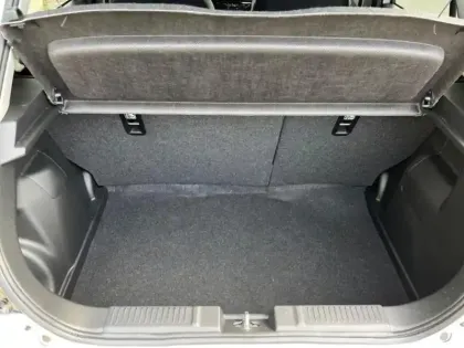 Photo 9 Suzuki Swift  1.2 Hybrid 83ch Privilège