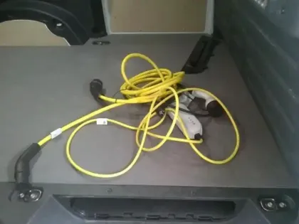 Photo 5 Volkswagen Id. Buzz Cargo  204ch 77kWh